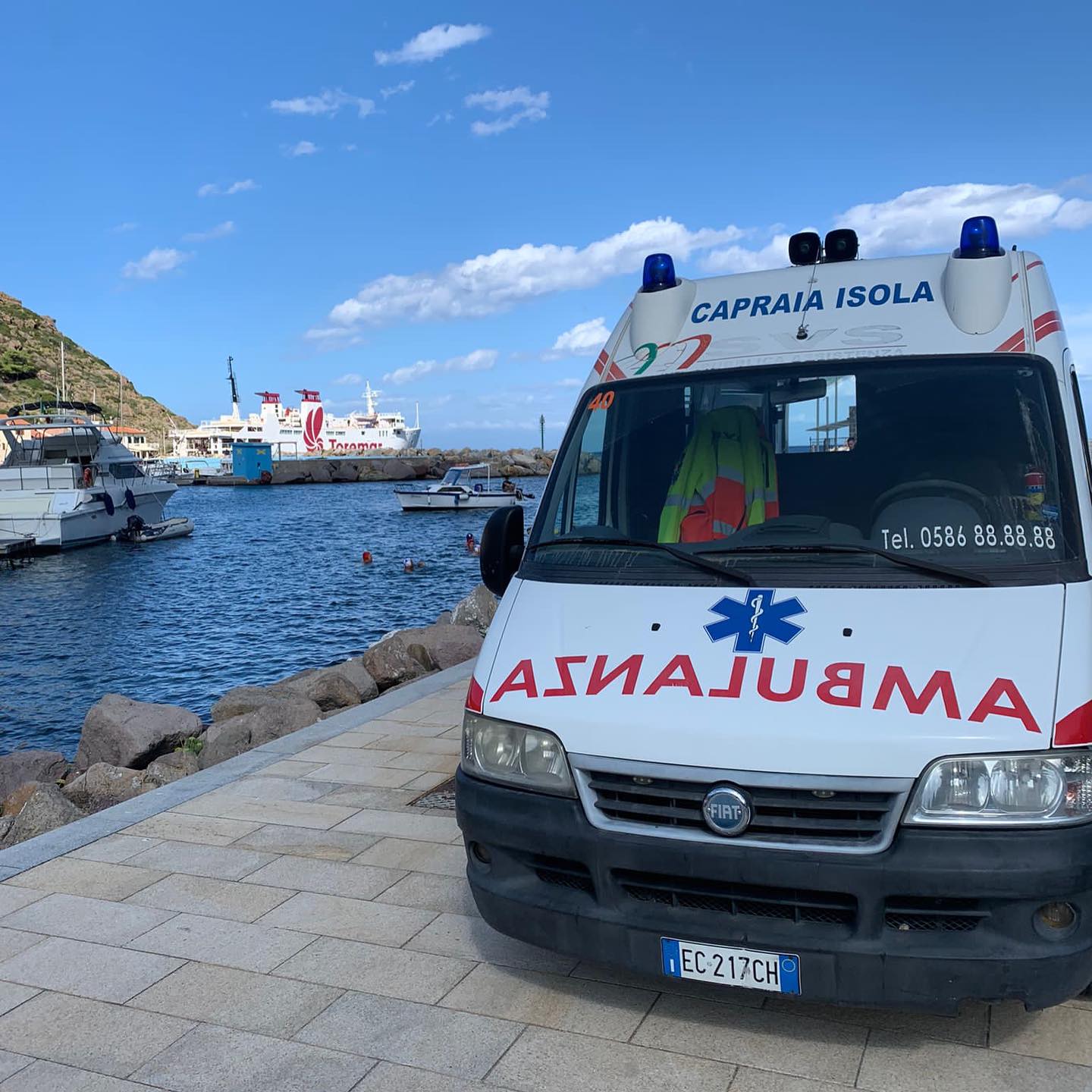 382772159_875950211200381_9095971312991317450_n